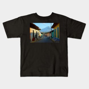 Rue de Granada au Nicaragua Kids T-Shirt